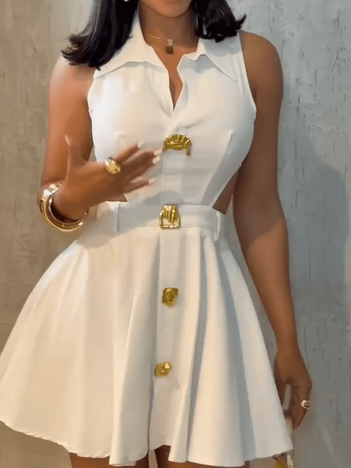 Ladies V-neck Metal Button Sleeveless Dress