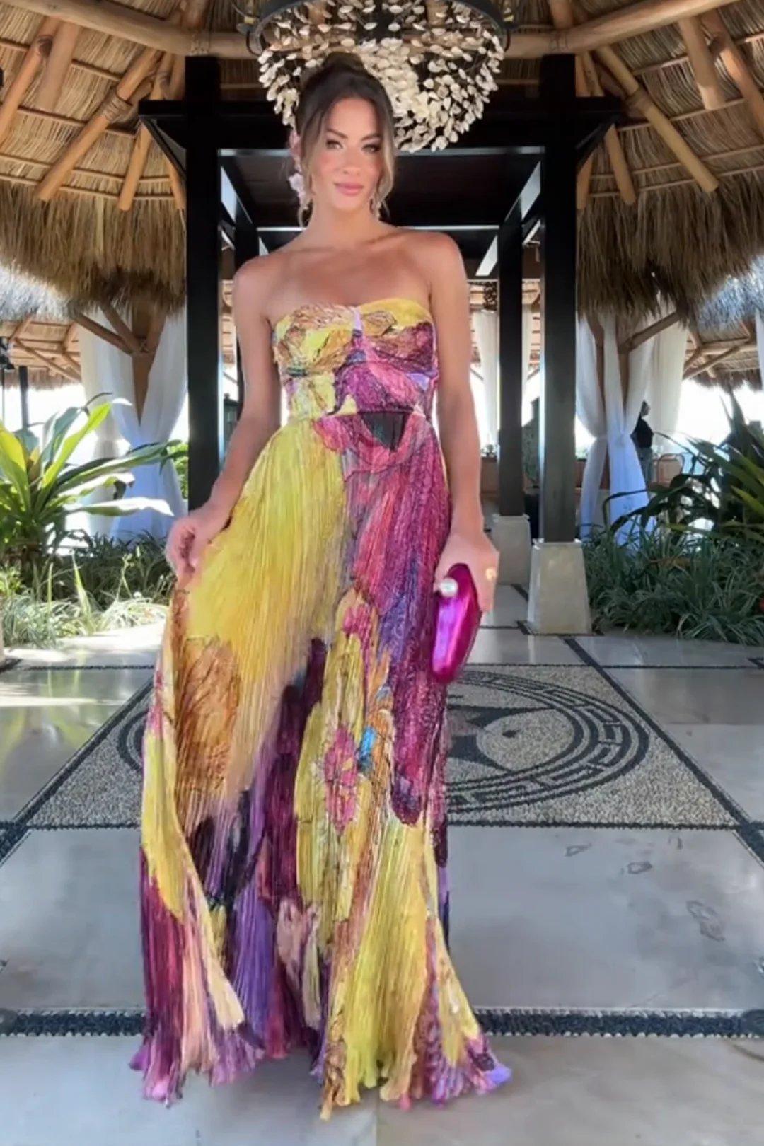 Alexine – Pleated Texture – Floral Maxi Dress