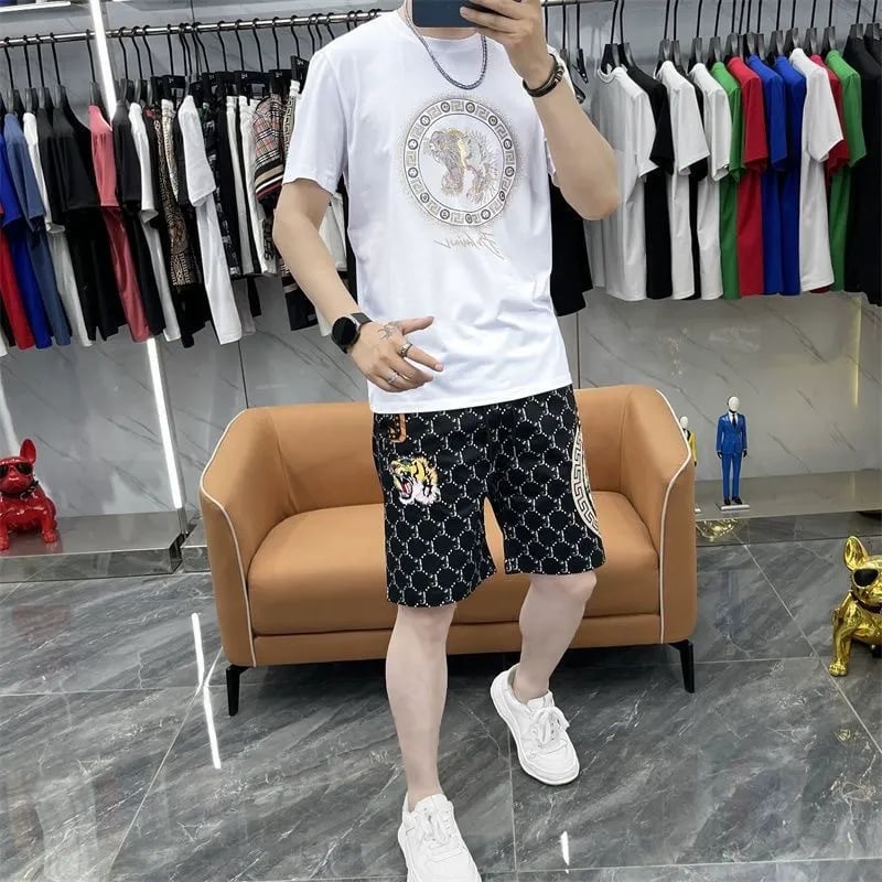 Men's casual wear set embroidered bear pattern