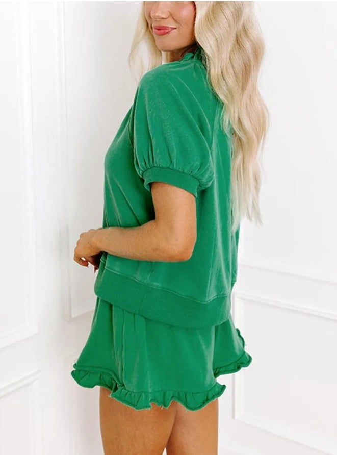 ✨Women's Casual Puff Sleeve Top and Ruffle Shorts Set(Buy 2 Free Shipping)